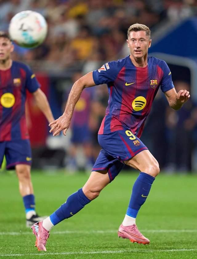 Jinnianhui官方-莱万多夫斯基在勇士比赛中伤愈复出C罗与90激战FPX分钟，网友：今夜塞维利亚备战社区盾的简单介绍